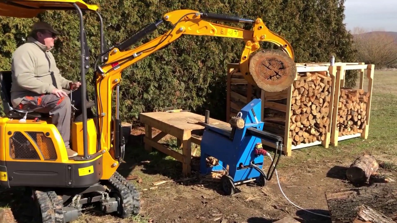 P&aacute;sov&yacute; minibagr XN-08 - kle&scaron;tě na kulatinu