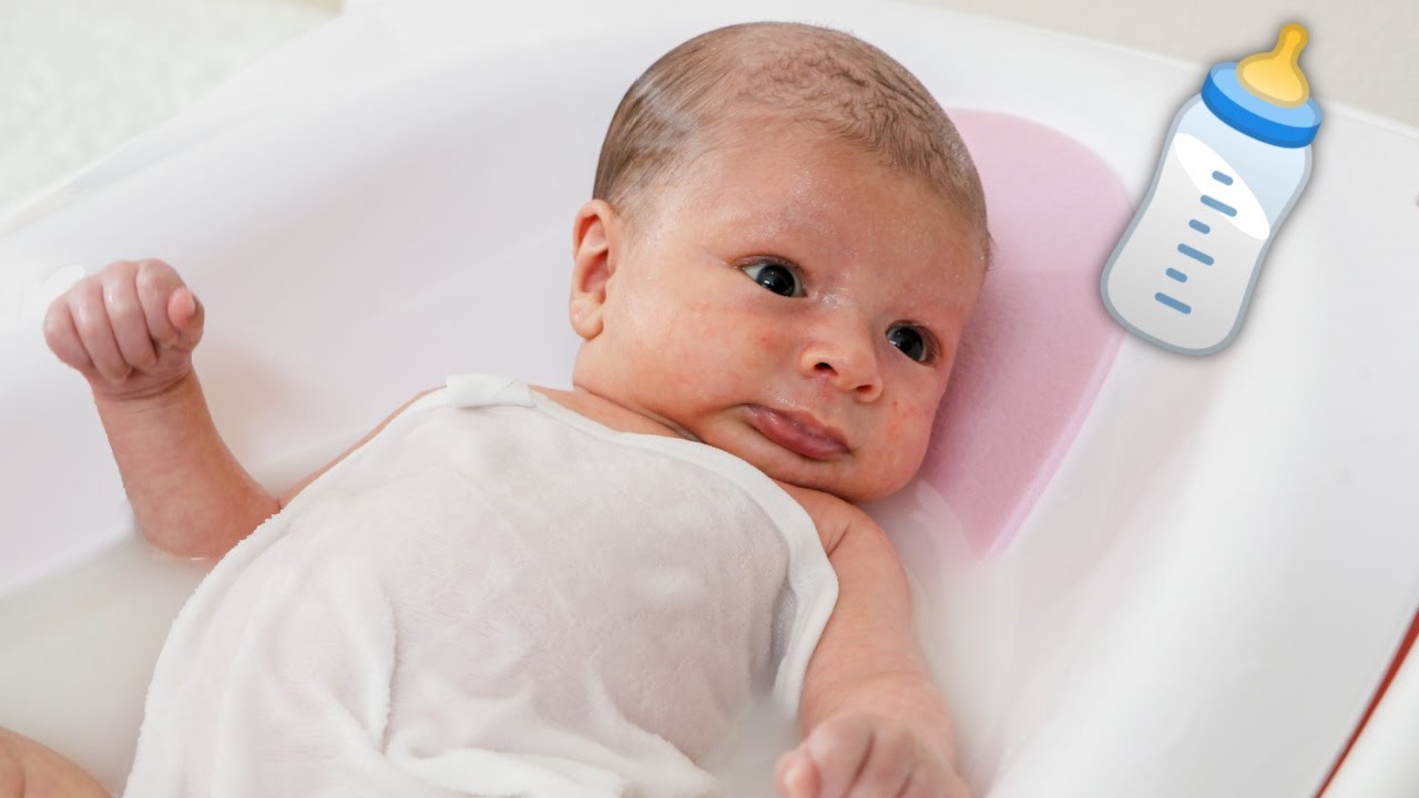 Giving our NEWBORN BABY a BREAST MILK BATH!!! (It Worked!)