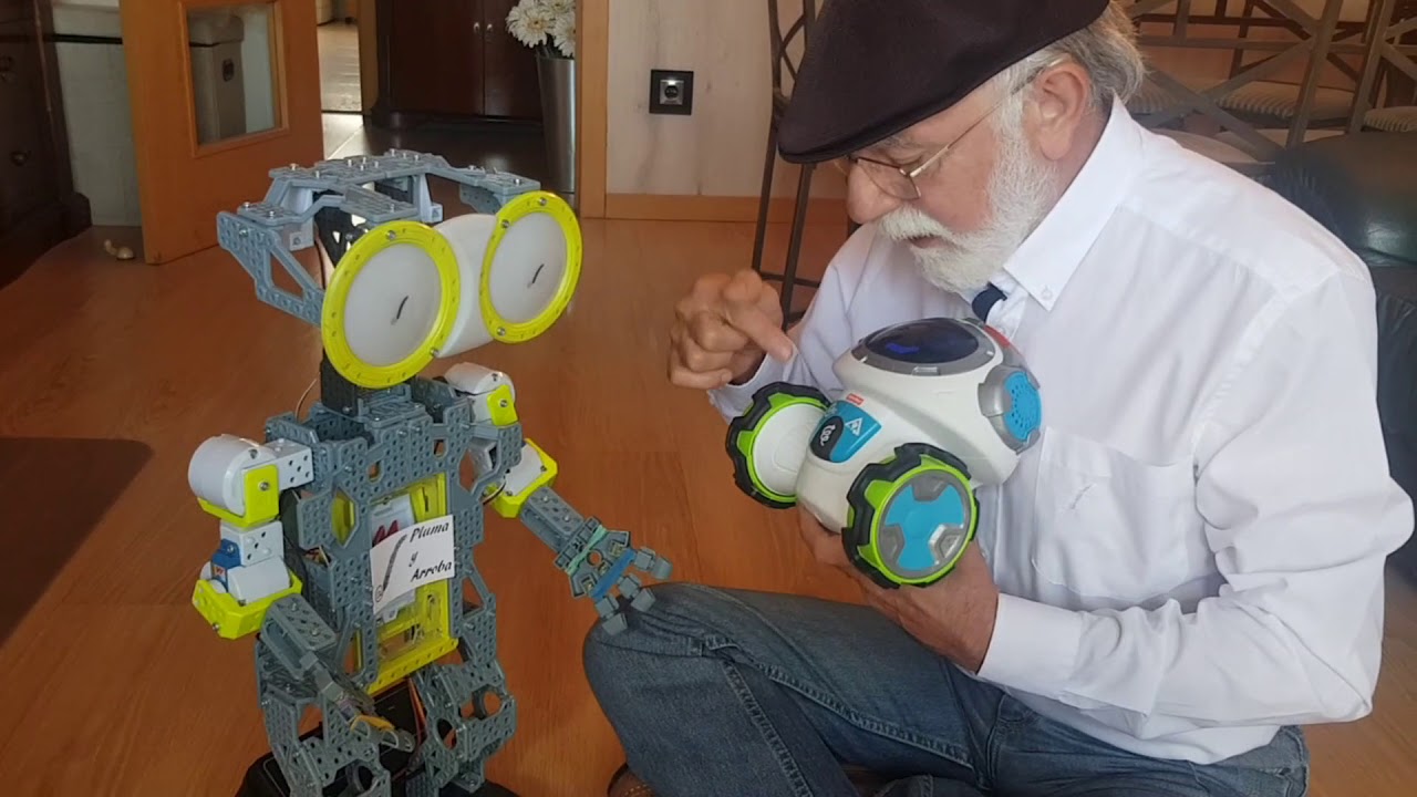 ROBÓTICA 0-3 AÑOS. MOVI SUPERROBOT.