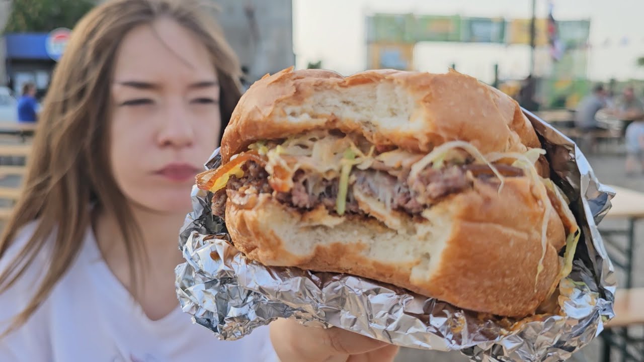 Da li je Los Silos burger festival vredan posete? PROBALI SMO 7 BURGERA DA SAZNAMO!
