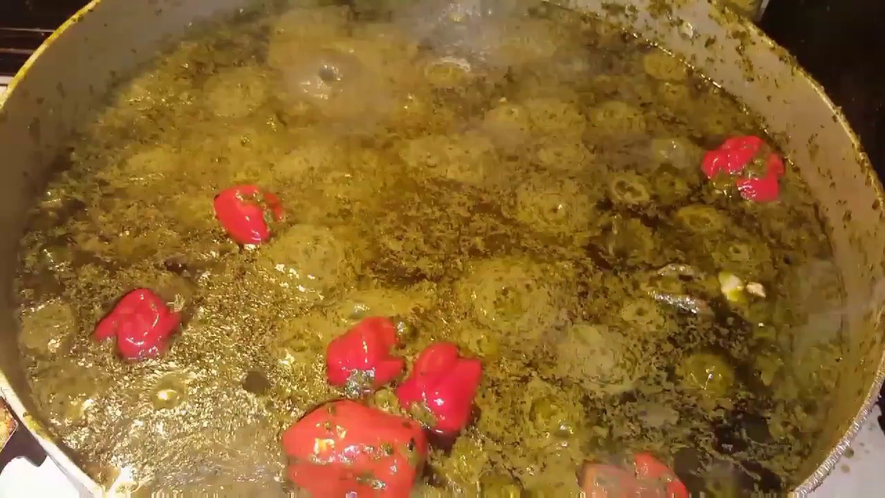How to : Cook Cassava Leaves with Coconut Oil