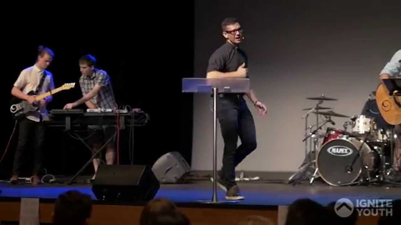 One.Direction - Ignite Live August 2015 - Fr Rob Galea
