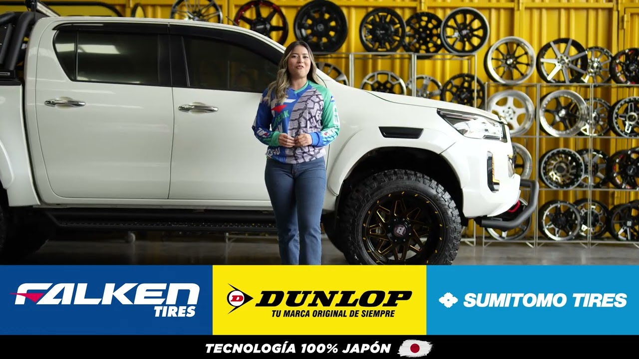 Personalizaci&oacute;n de Toyota Hilux con Falken Wildpeak MT y accesorios GO RHINO