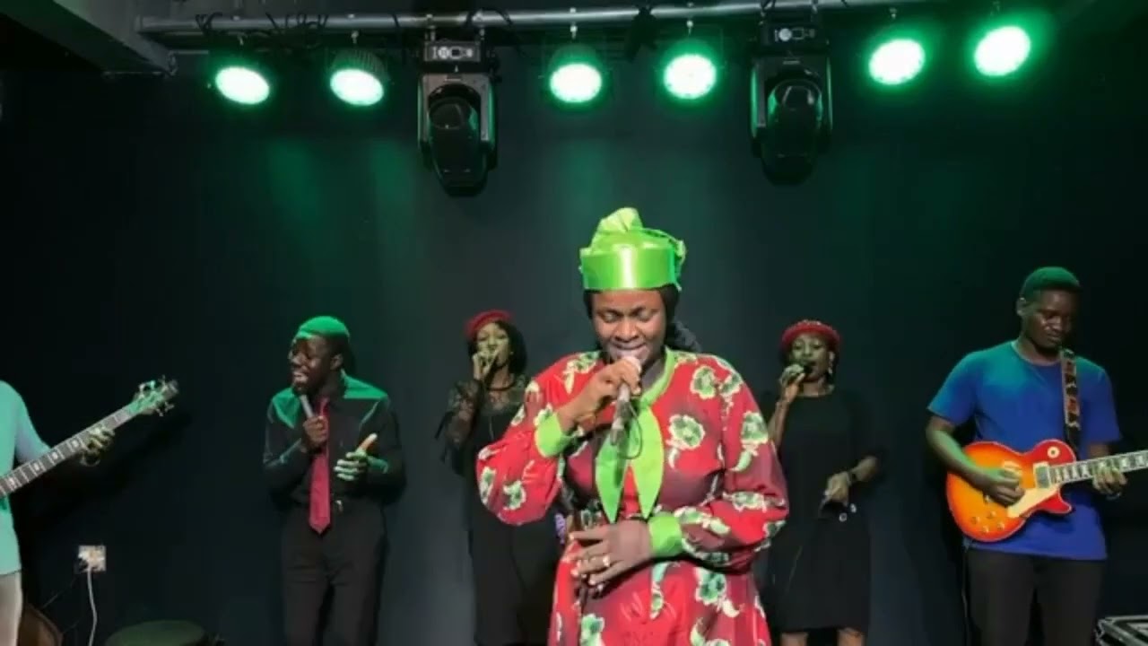 Praise session || Bukola Idaomi