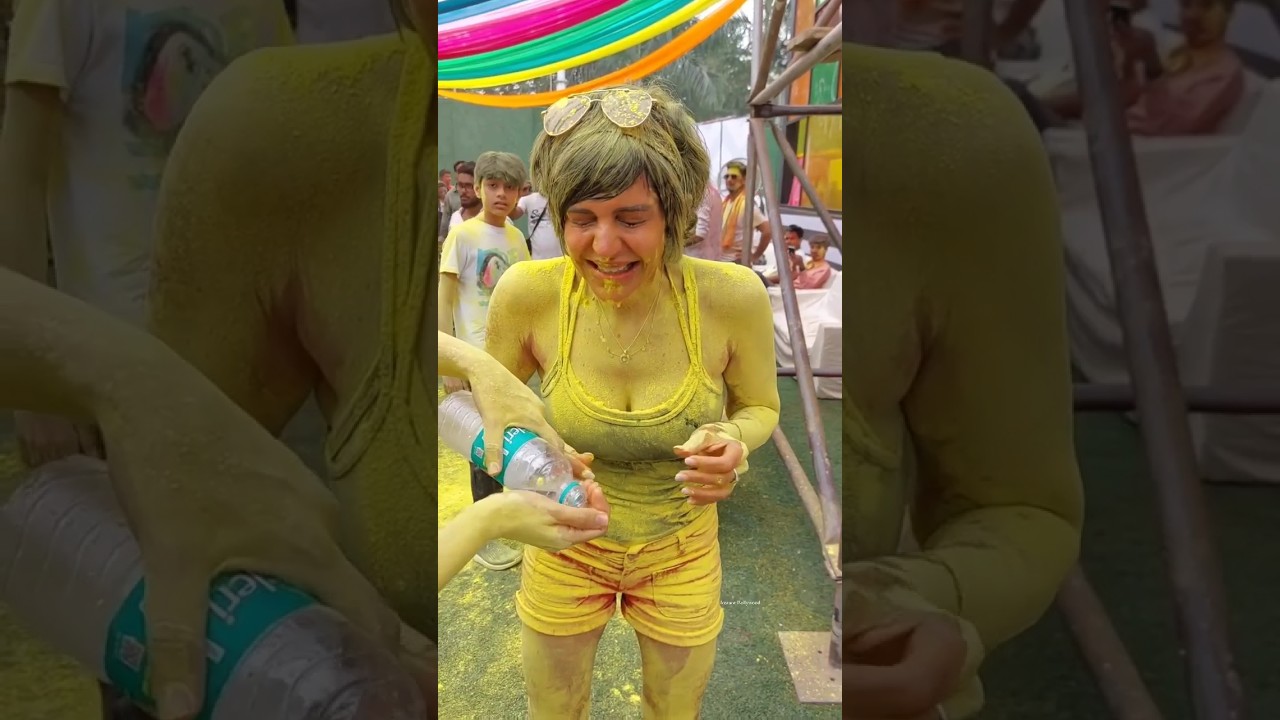 Mandira Bedi&rsquo;s Crazy Holi 💛