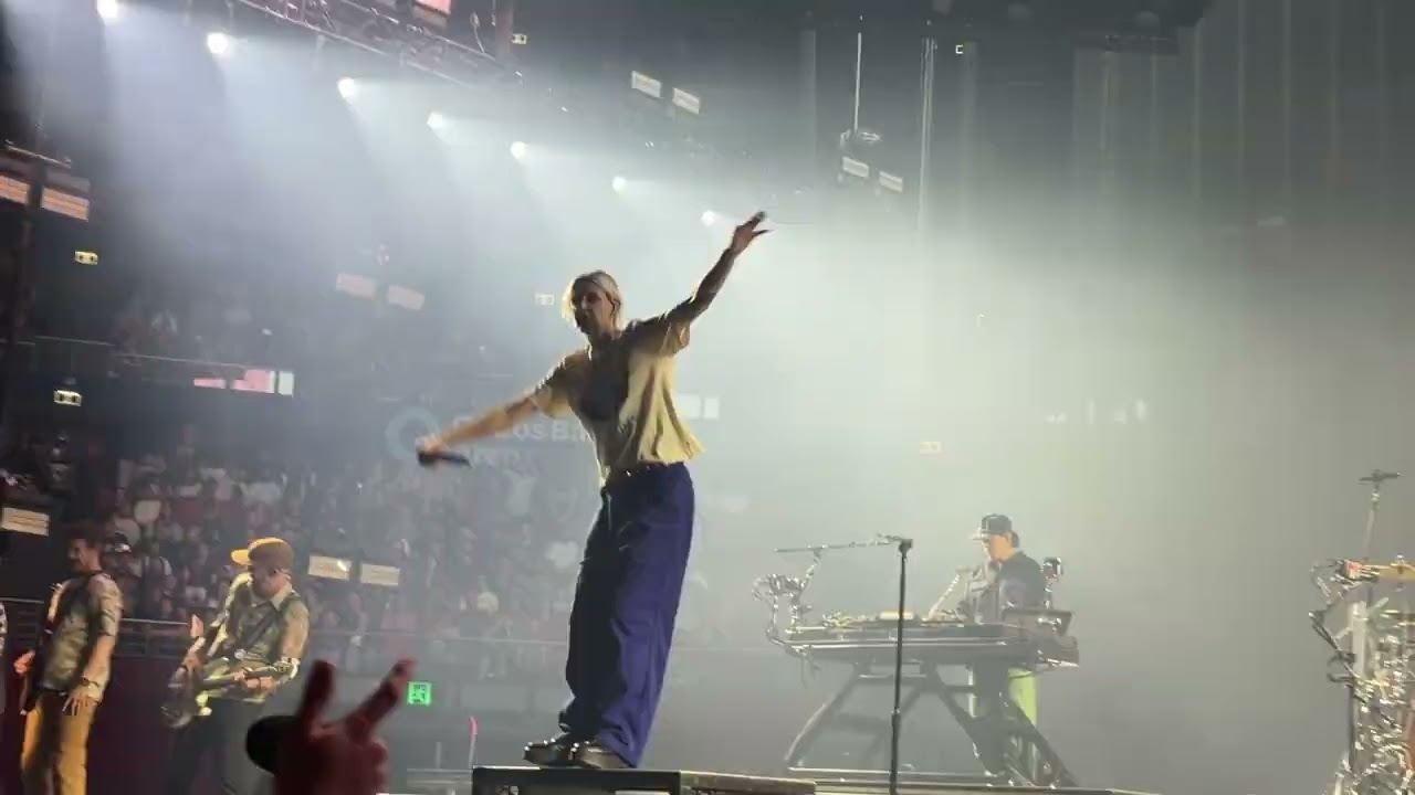 Linkin Park, “Lying From You”, live at Qudos Arena, Sydney on 14 March 2026