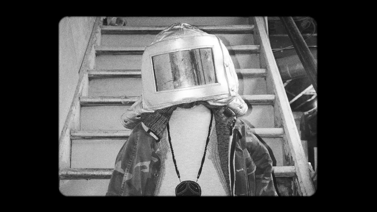 OMBIIGIZI - Laminate The Sky (Official Music Video)