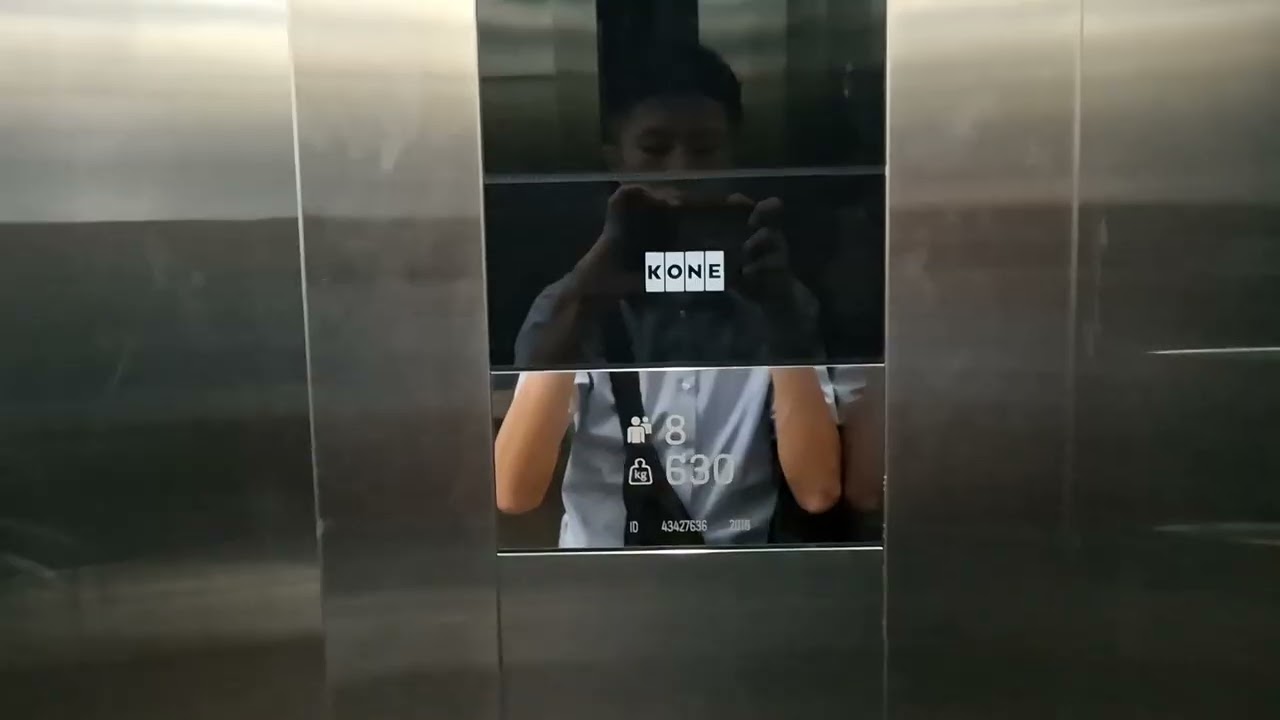 (One of the Early KDS 330 in Indonesia) Kone Elevator/ Lift at King Foto Studio, Jakarta