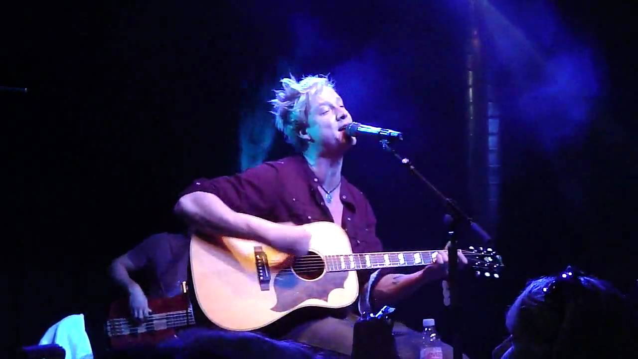 Sunrise avenue - Happiness  Acoustic tour