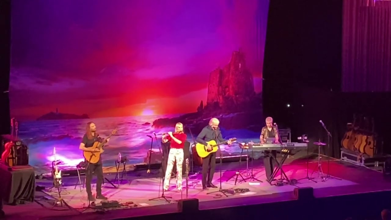 Justin Hayward - Medley/Voices in the Sky Live Sacramento, CA June 18, 2024