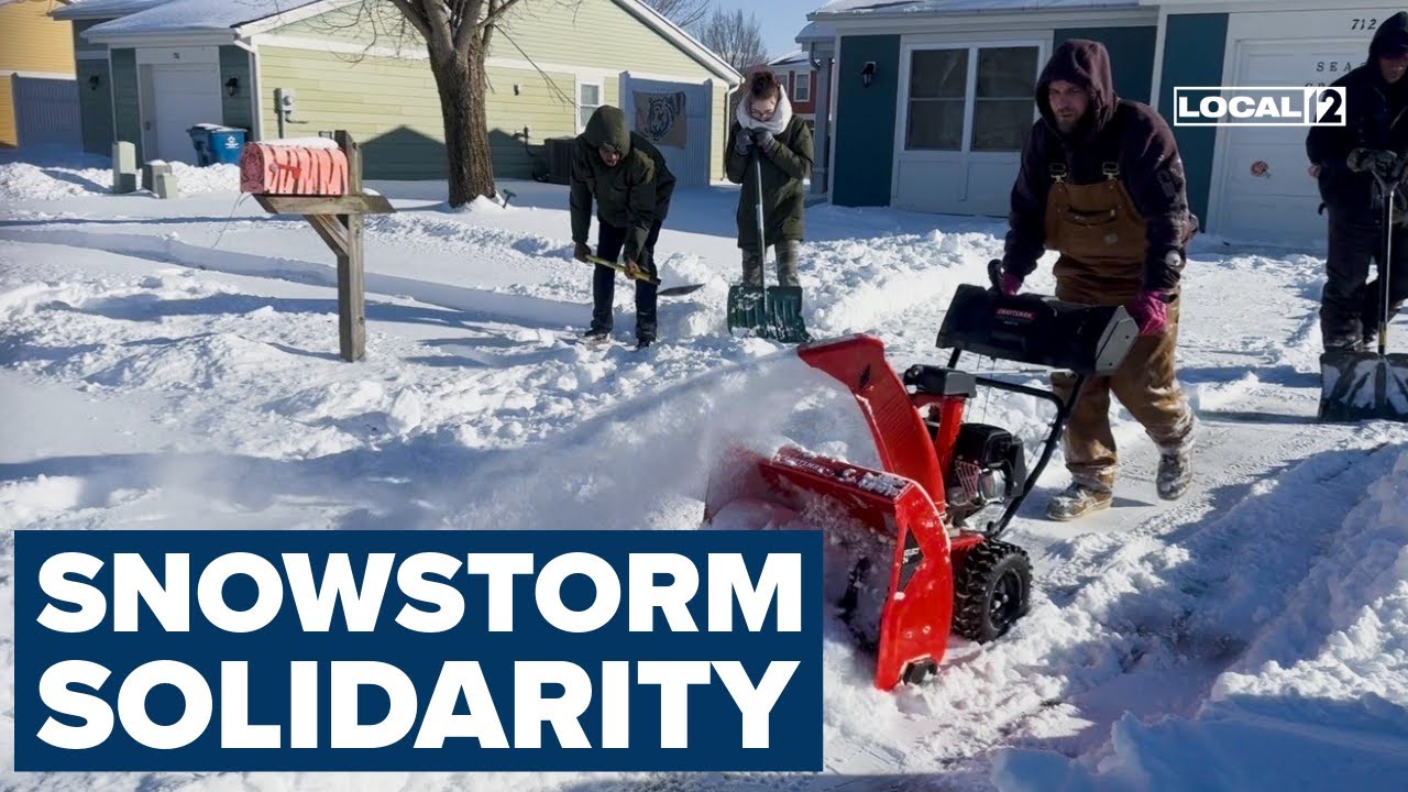'It was wonderful': Volunteers help remove snow from 30 homes following snowstorm