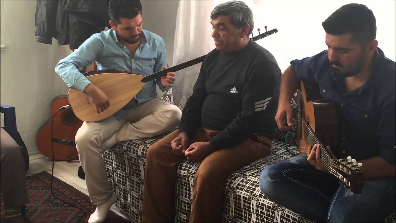 Hasan ŞAHİN ~ Yoruldum da  Yol  Üstüne  Oturdum ..
