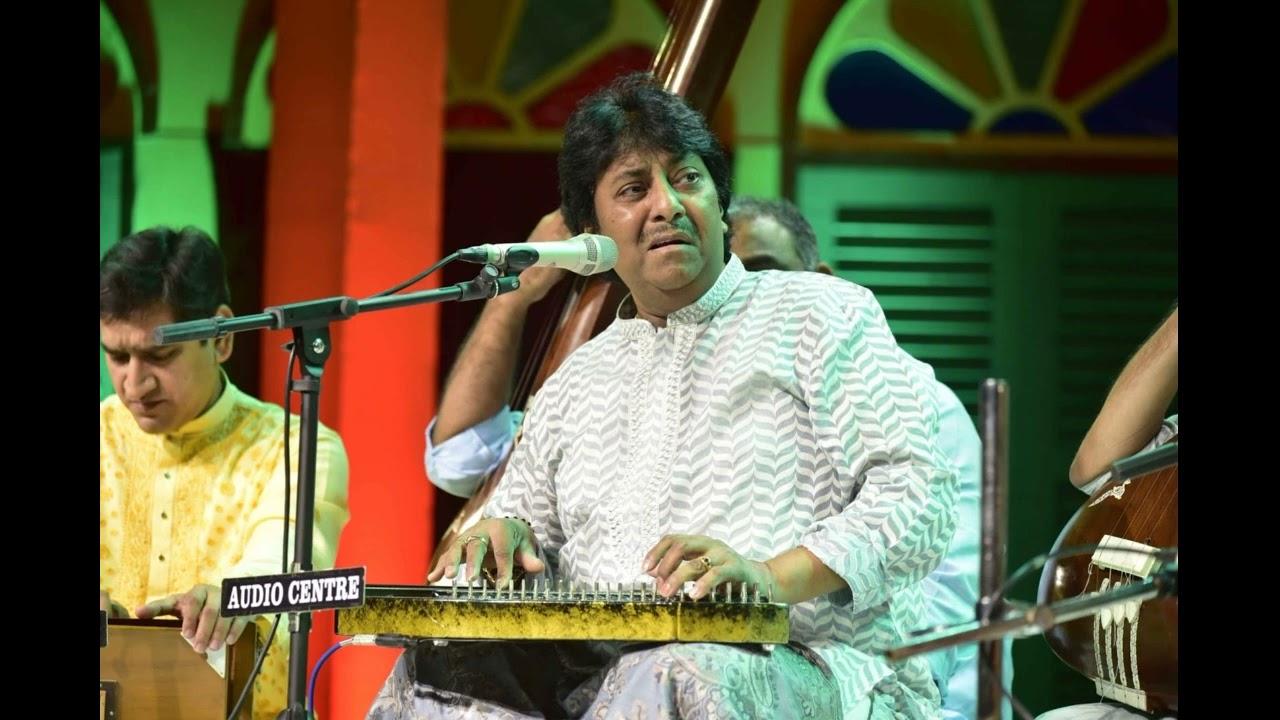 Ustad Rashid Khan || Raag Yaman (Tu Jag Mein Sharam Rakh Meri & Tarana) ||