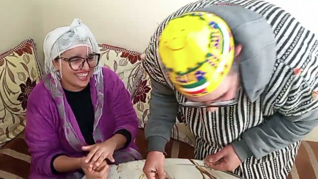 🎊الله يدخلها علينا بصحة و سلامة و بطولة لعمر ليكم🎁♥️♥️