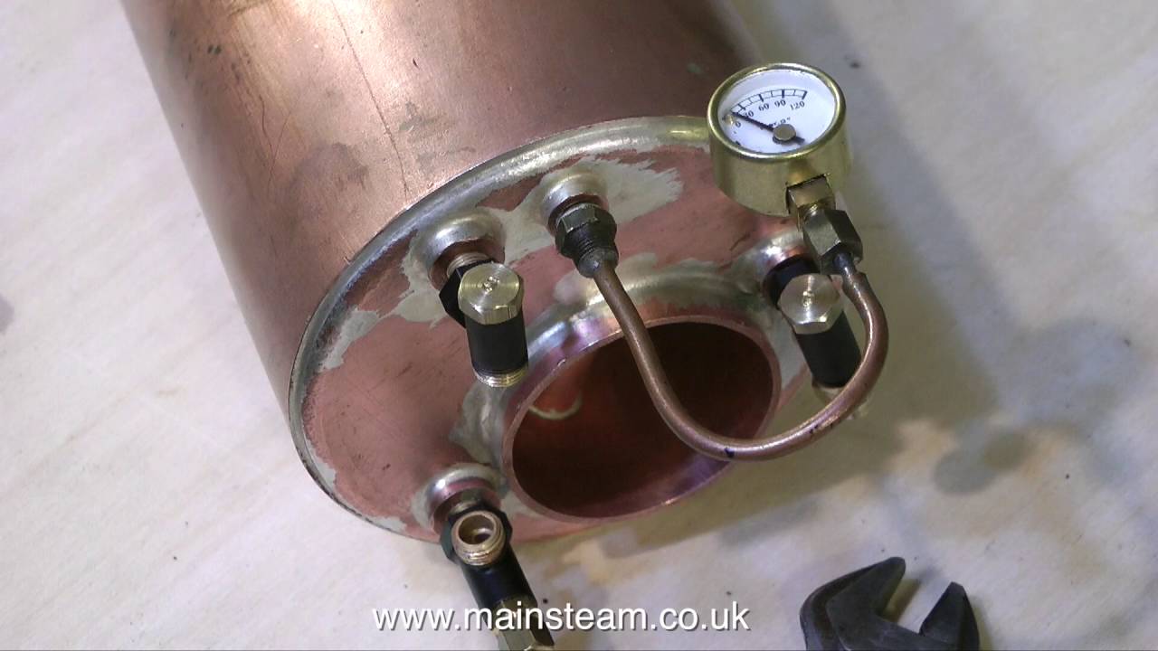 REFURBISHING A VINTAGE MODEL STEAM BOAT - PART #1