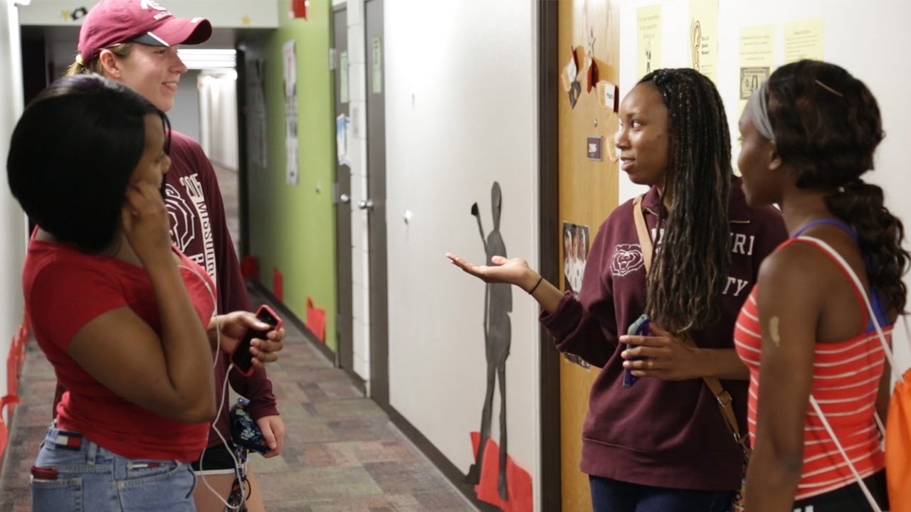 Resident Assistant creates engaging culture for on-campus living