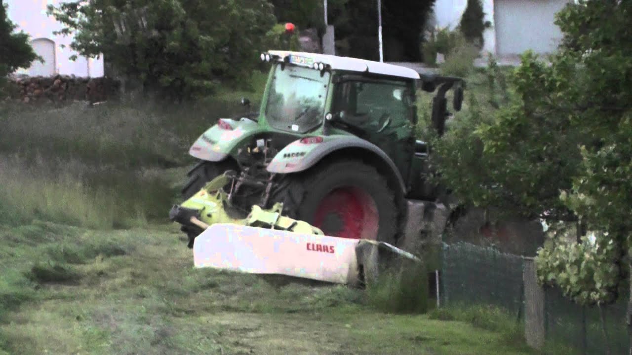 Fendt Vario 718 mäht Gras mit einer 7 Meter Claas Mähkombination![HD]