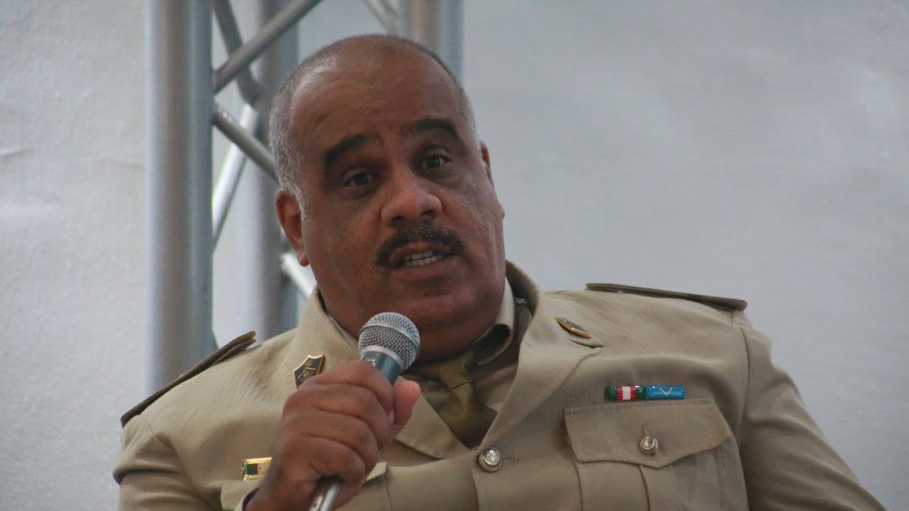 المقدم شين عامر مديرية الإعلام والايصال  بأركان الجيش الوطني الشعبي