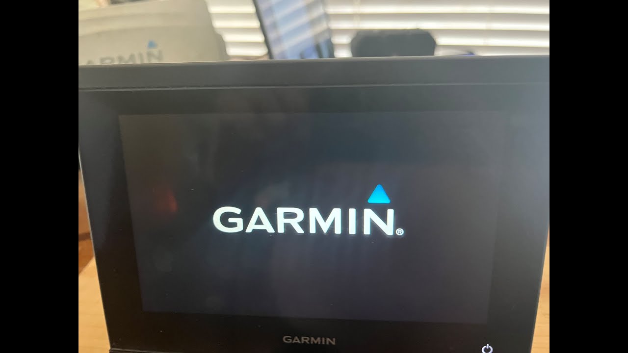 Quick Introduction to Garmins GPSMAP743xsv