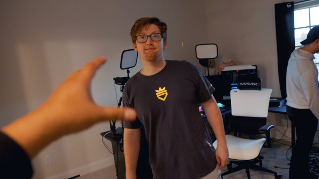 HOW I BUILT SCUMPS ULTIMATE GAMING SETUP! (COMPLETELY DIFFERENT ROOM)