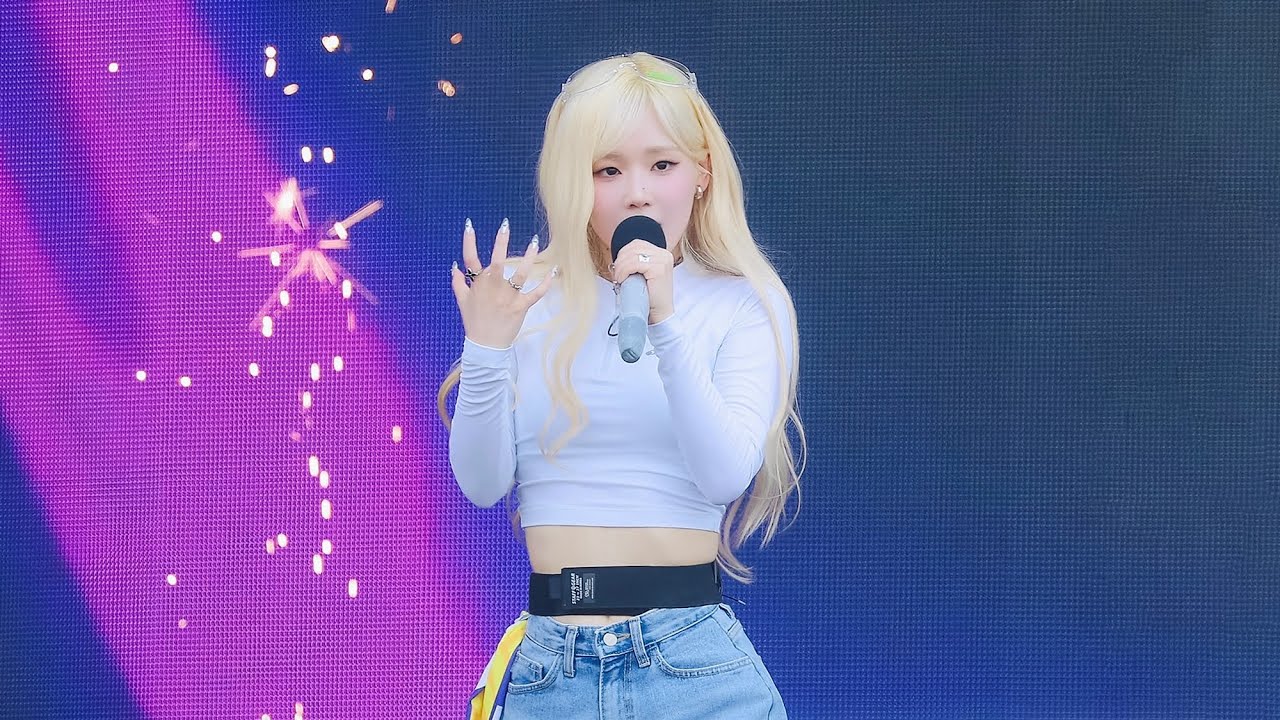 [4K] 250705 트리플에스 윤서연 (tripleS) '깨어 (Are You Alive)' - 워터밤 서울 직캠 fancam