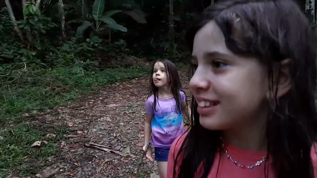 Deixamos nossa mãe morrendo de medo na floresta