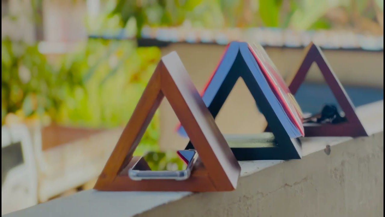 Triangular Book Stand