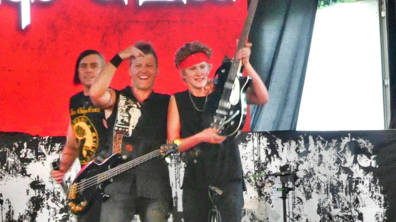 Three Days Grace - (With Brad Walst's Son On Guitar) - Animal I Have Become ( Montage Mountain 2019)