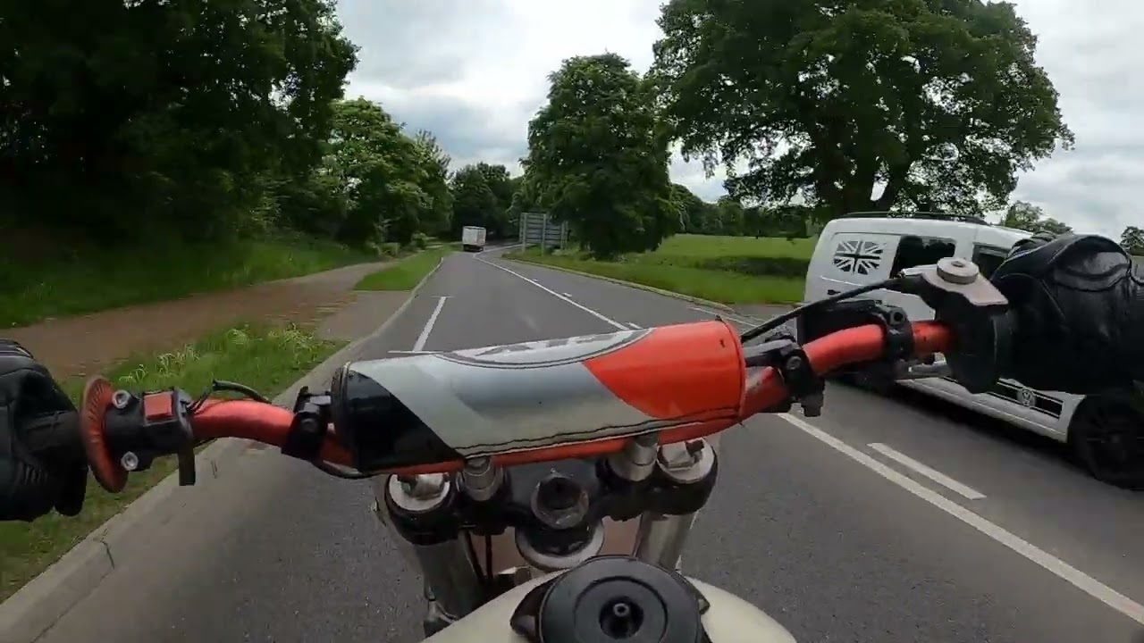 1985 Yamaha YZ490 Walkaround & Test Ride