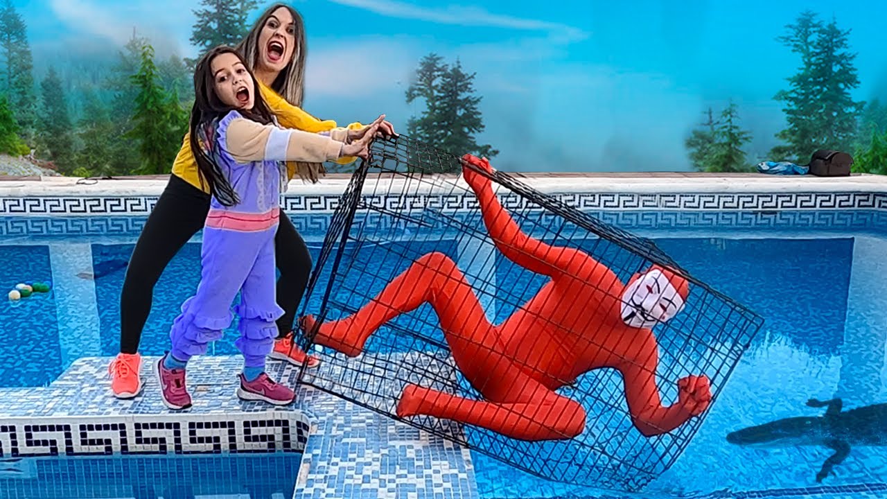 Salvo la mia famiglia dal cattivo Hacker. Situazioni divertenti della sirena a Natale