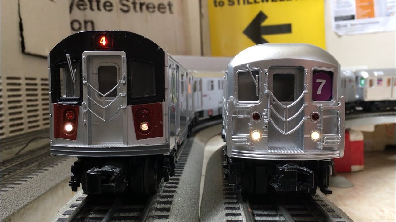 MTH Subway: MTA R142A (4) Express Train and R62-R62A (7) Local Train Action