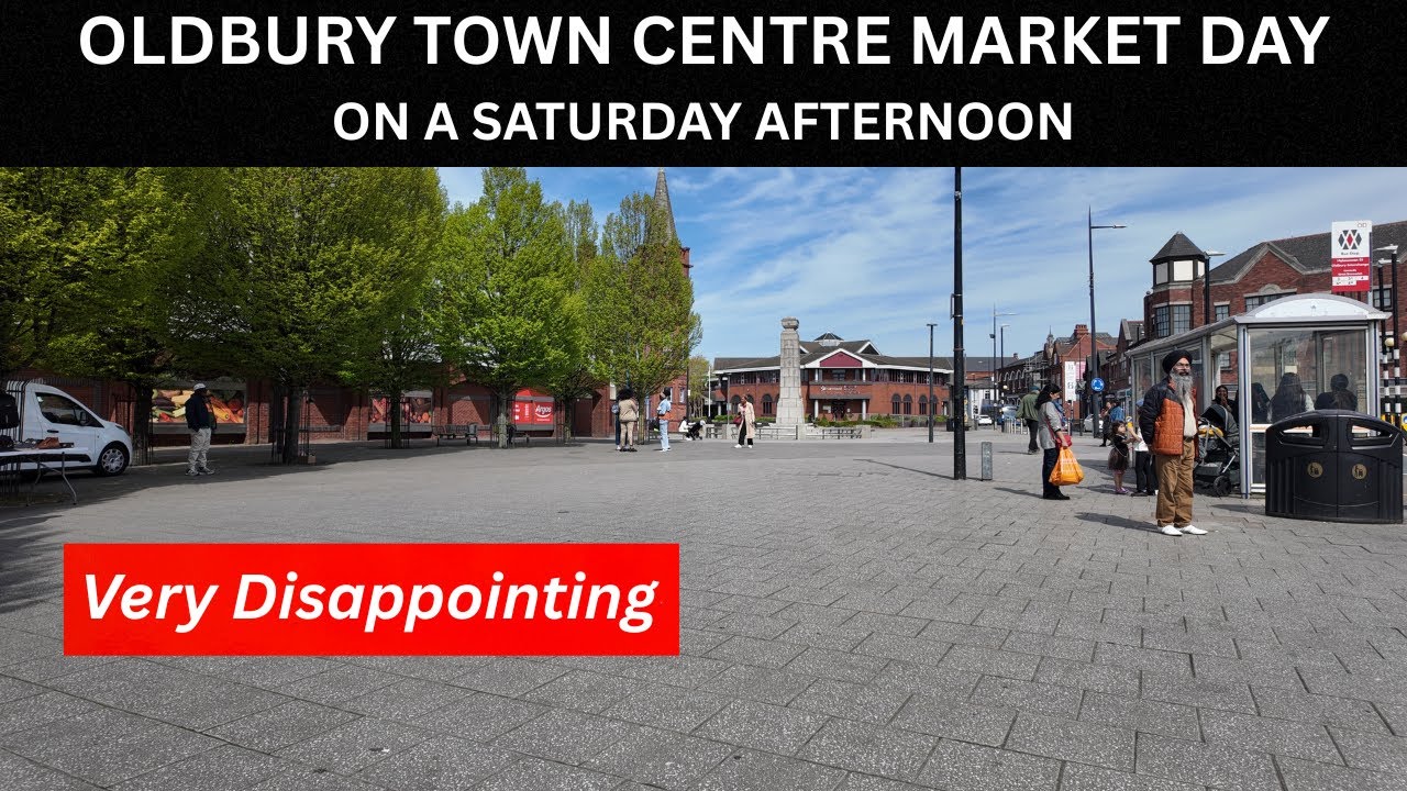 OLDBURY TOWN CENTRE MARKET DAY on a Saturday afternoon there is no market its just a car boot sale