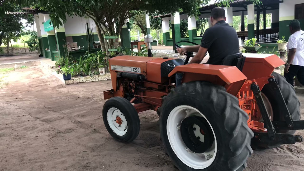Nova aquisi&ccedil;&atilde;o Trator Agrale 4200
