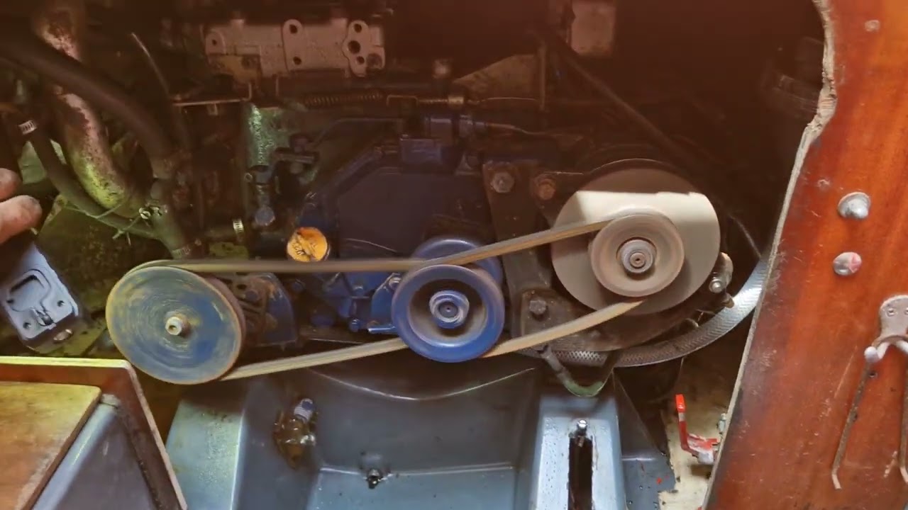 The Yanmar YSE8 in our Ecume de mer from 1975