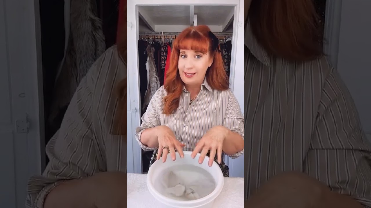 Как вернуть белым тусклым вещам первоначальный белый цвет! #стирка #лайфхакидлястирки #белые #нос...