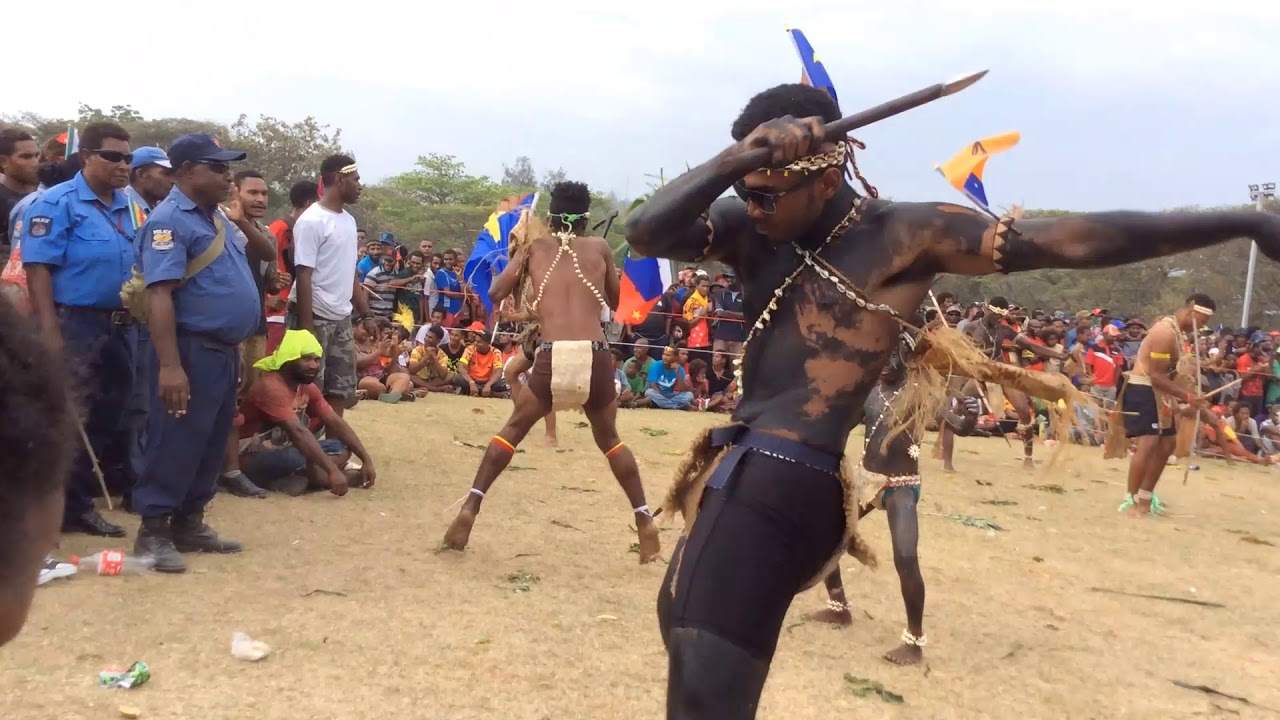 Gordon Secondary School 2017 show - Manus students