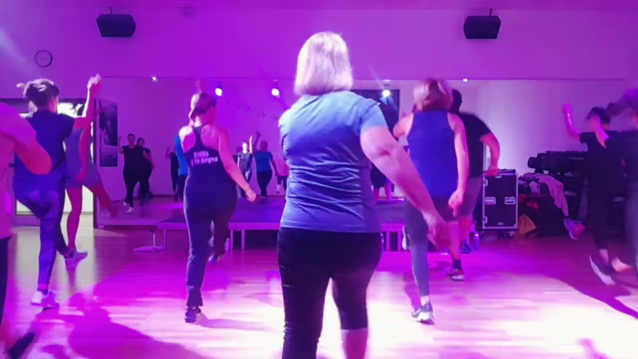 Shake It Off (I have no copyright of this song)