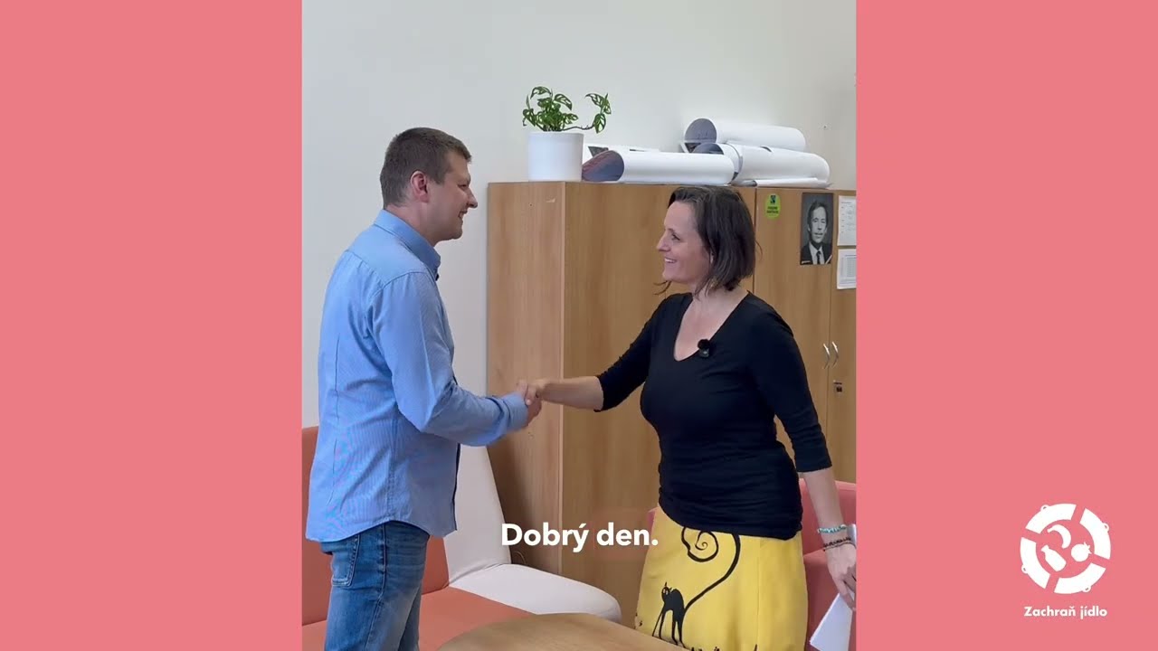 Jak ZŠ Litomyšl daruje neodebrané obědy rodinám žáků, které procházejí obtížným obdobím