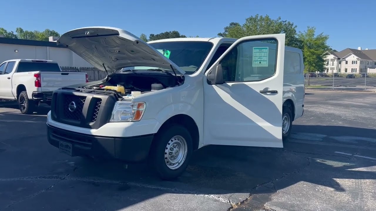 2017 Nissan NV 2500 Cargo Van (1008)