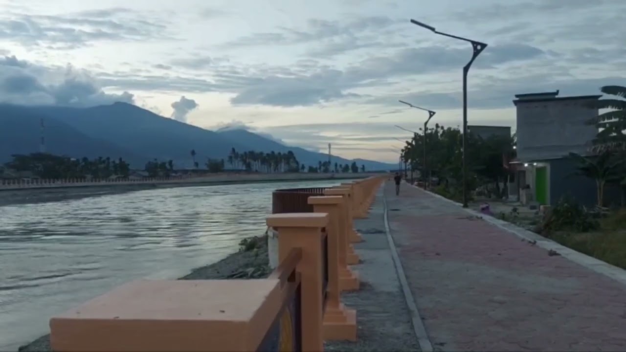 Viu Sungai Palu sore dan malam hari @Ungke Sang Pengembara
