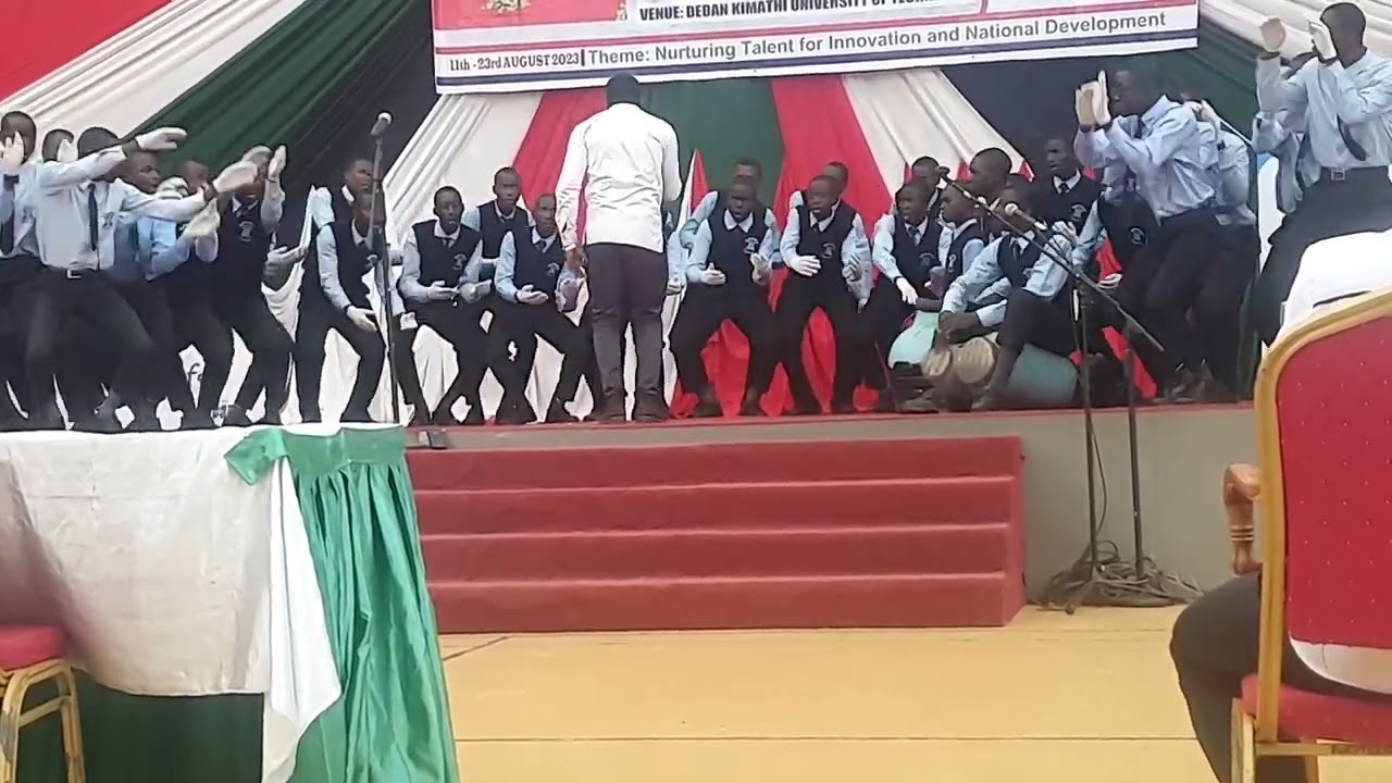 Mbale Boys performing their winning Zilizopendwa song Freins à main by Franco Luambo