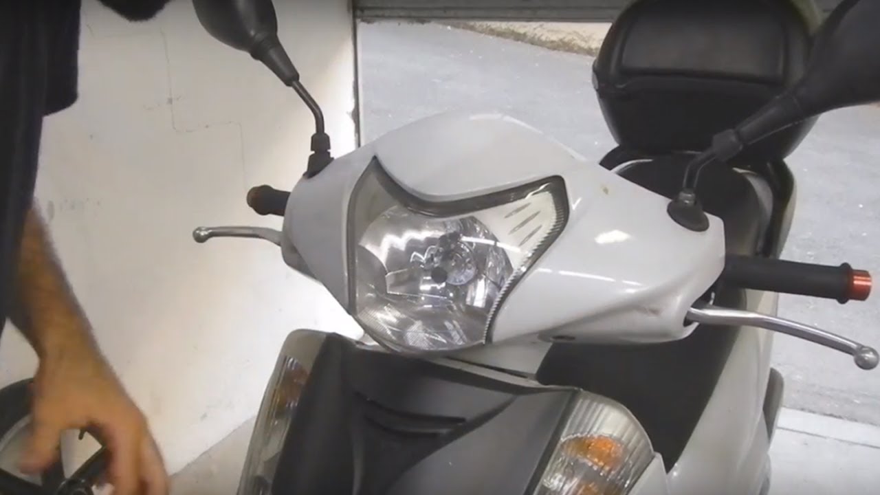 CAMBIO LUCE FARO ANTERIORE HONDA SH300 SH125 SH150 VECCHIO MODELLO