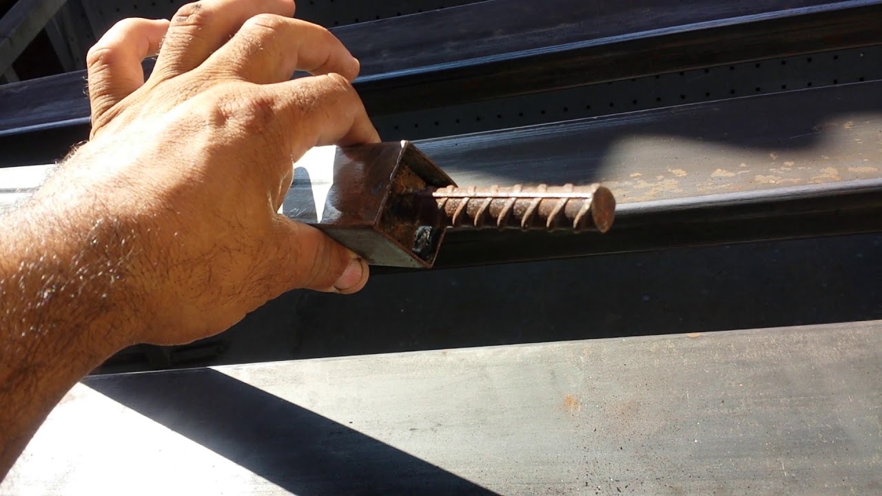 #Fixação de #corrimão com #cola #adesivo #estrutural #epóxi ! DIY