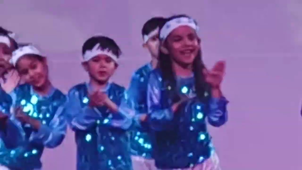 Davik's Annual function held in Hindu College #Davik Dua #Trending #dance 