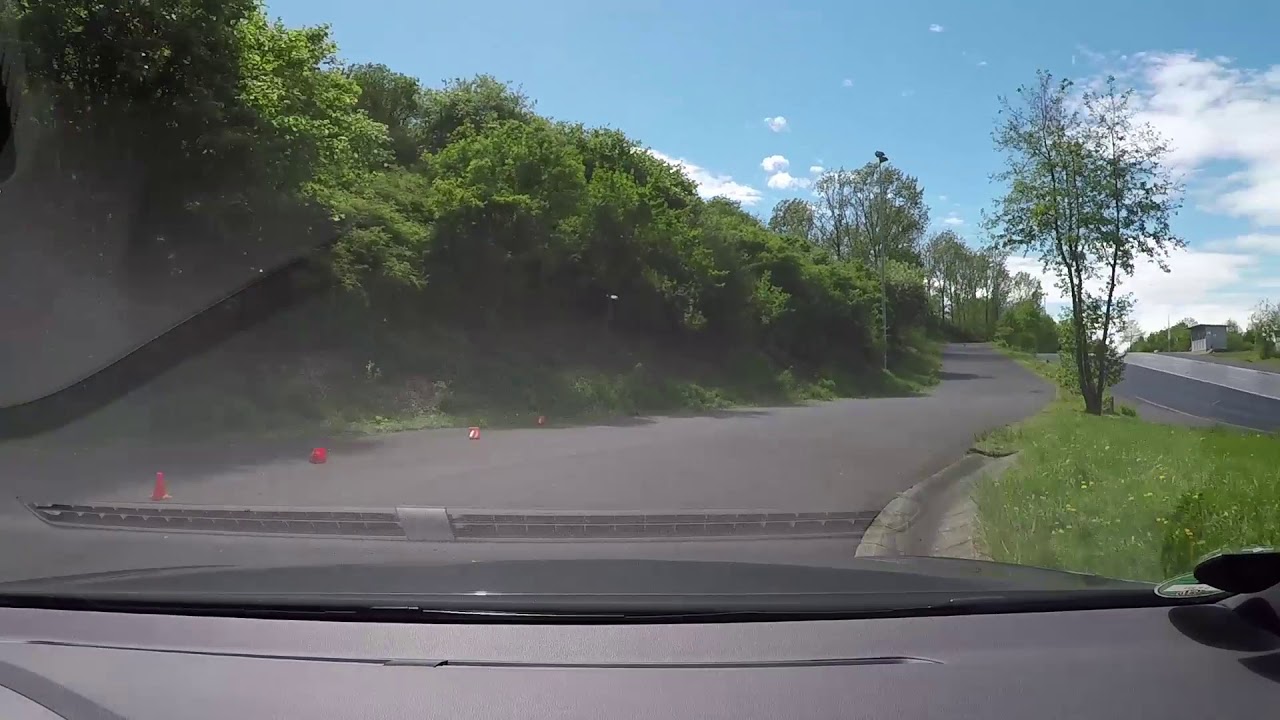 PKW Sportiv Training 1 - ADAC Fahrsicherheitszentrum Grevenbroich