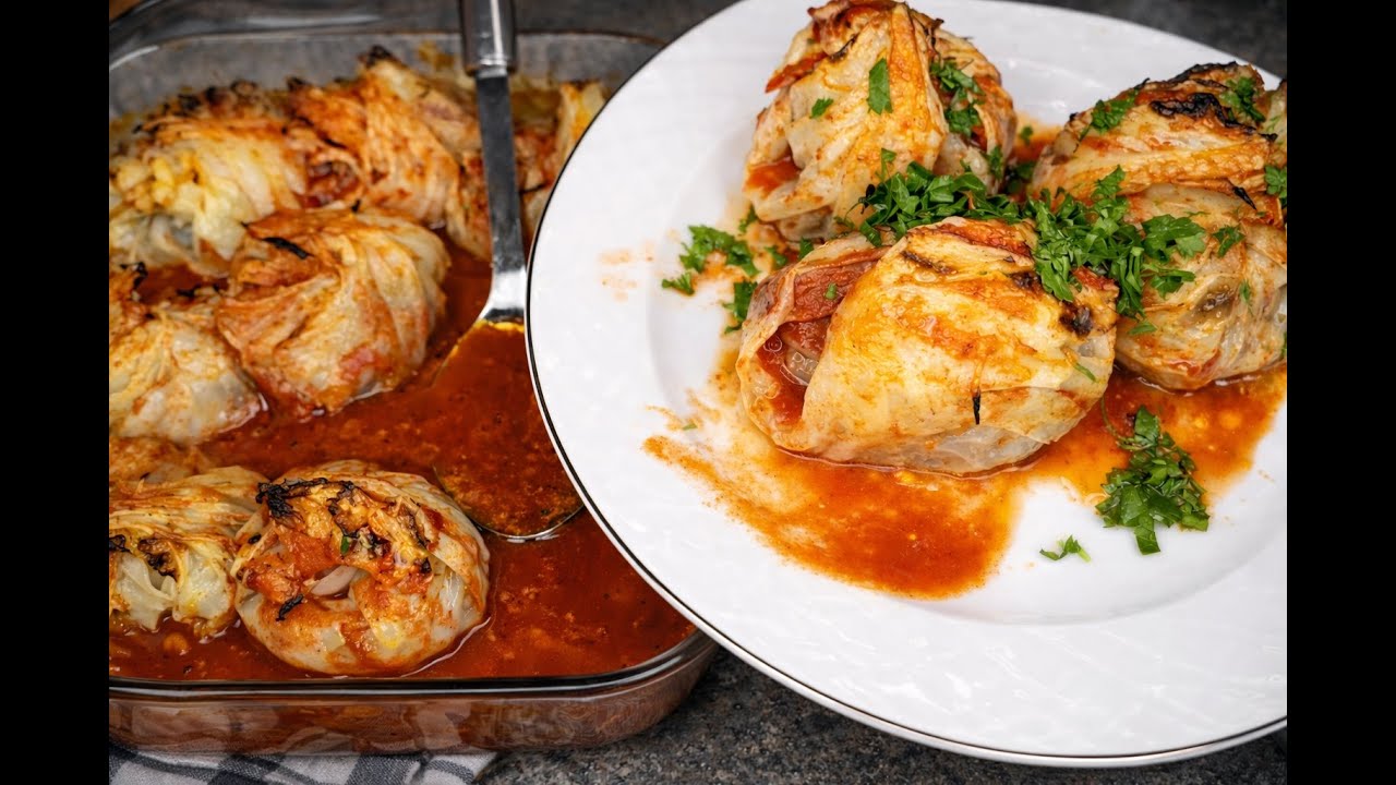 Голубцы, запечённые в духовке с соусом – нежные и сохраняют форму