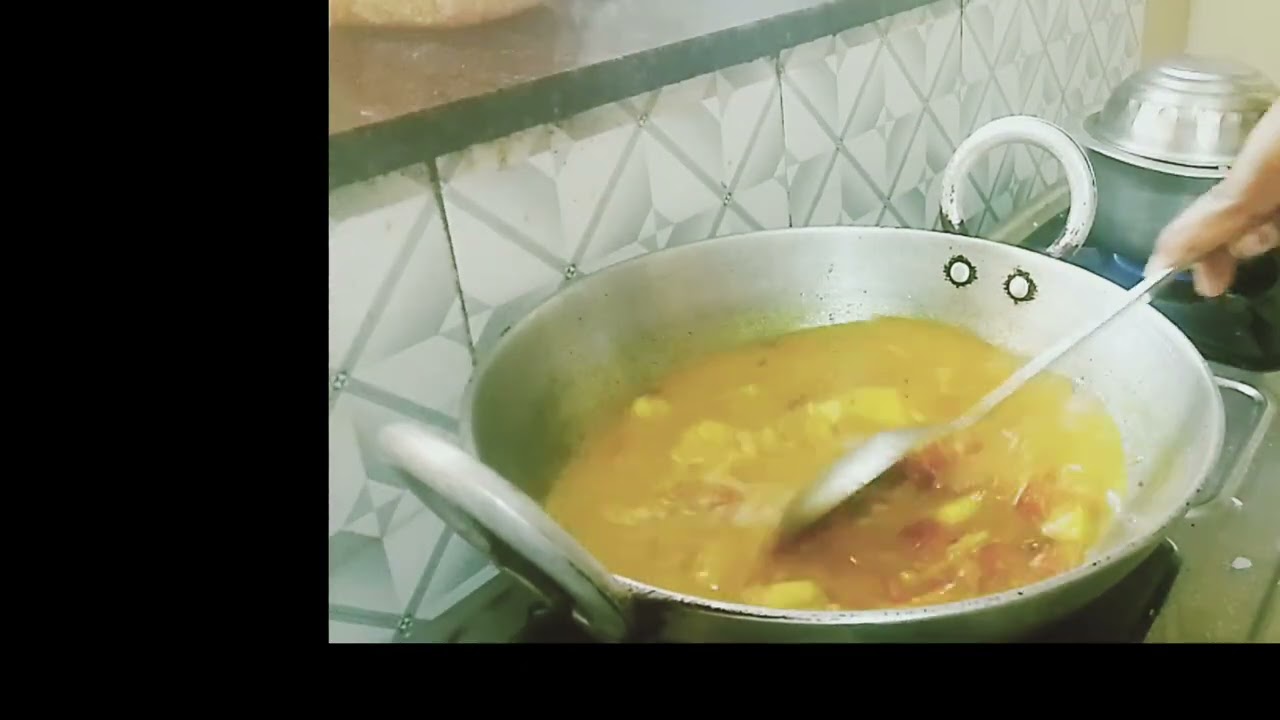 Mung daal patakhe ka sabji banane ja rahi hun aaiae block dekhte hain