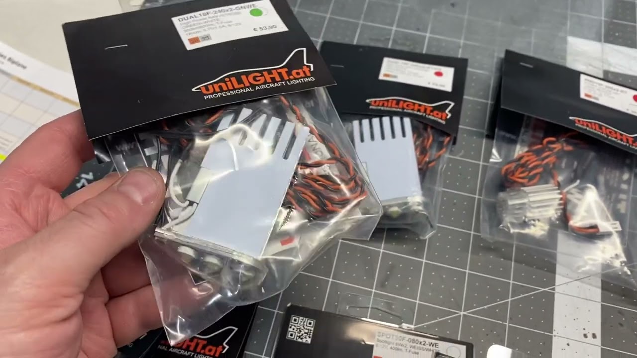 Barth 1/3 Waco - Microfasteners + Unilight