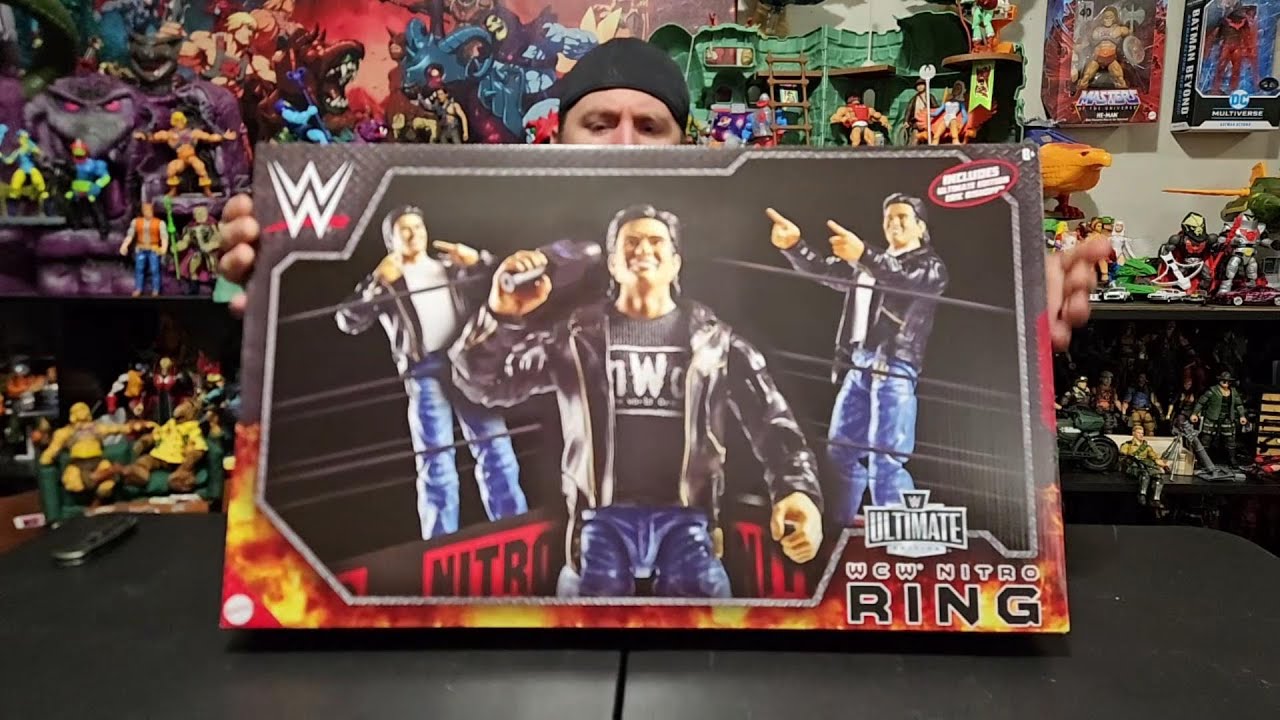 Unboxing and Review of WWE Ultimate Edition WCW Monday Nitro Ring