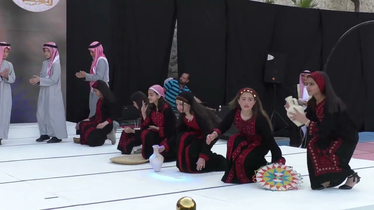 فقرة محلا الدار من  احتفال عيد الاستقلال ال 77